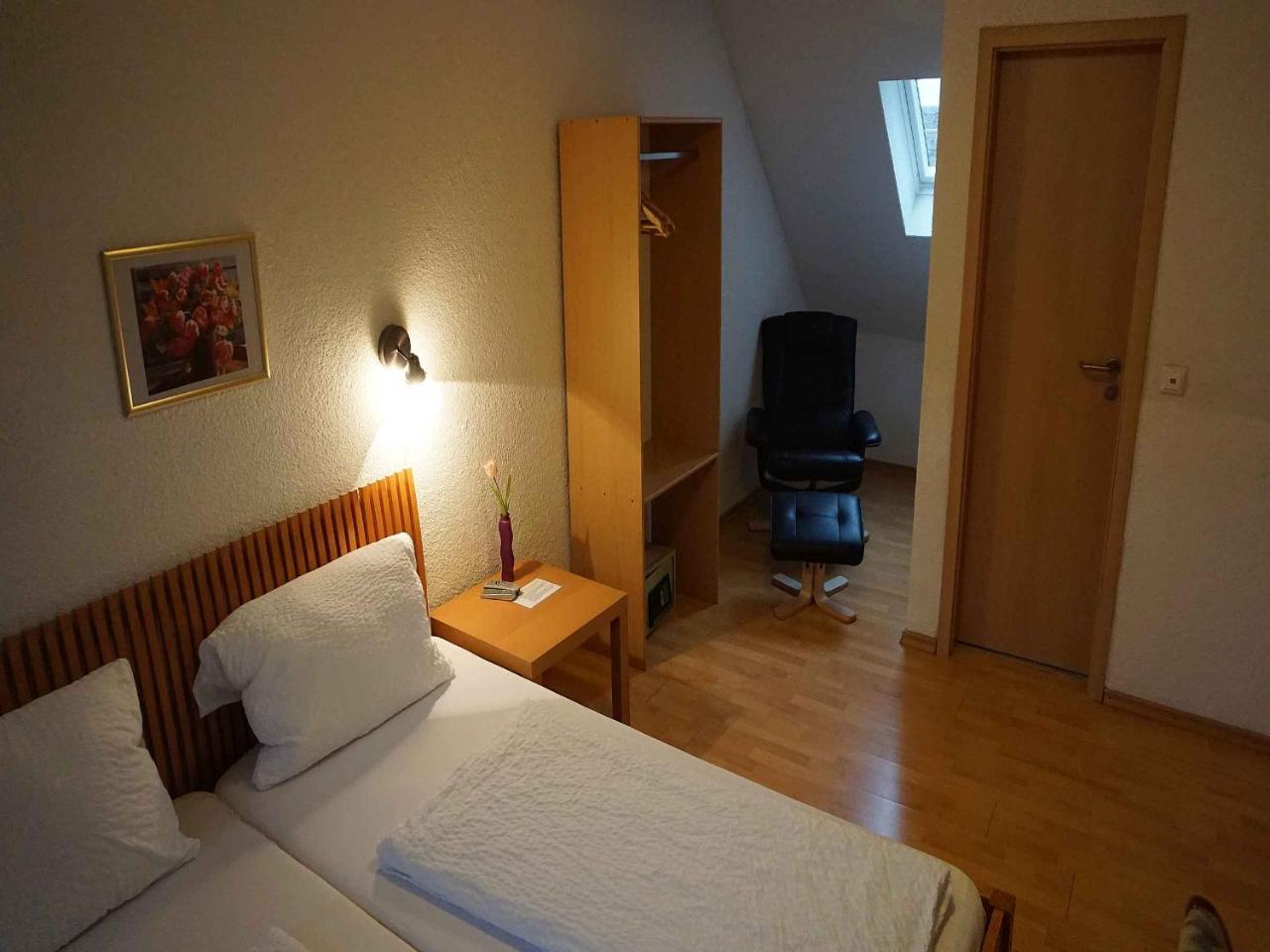 Hotel-Pension Goldene Krone Fribourg im Breisgau Extérieur photo