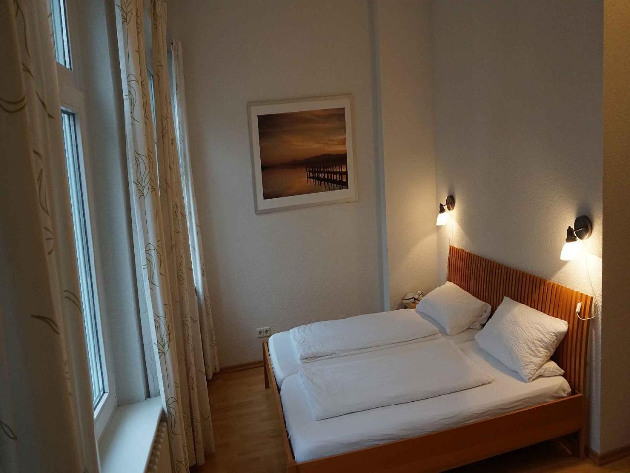 Hotel-Pension Goldene Krone Fribourg im Breisgau Extérieur photo