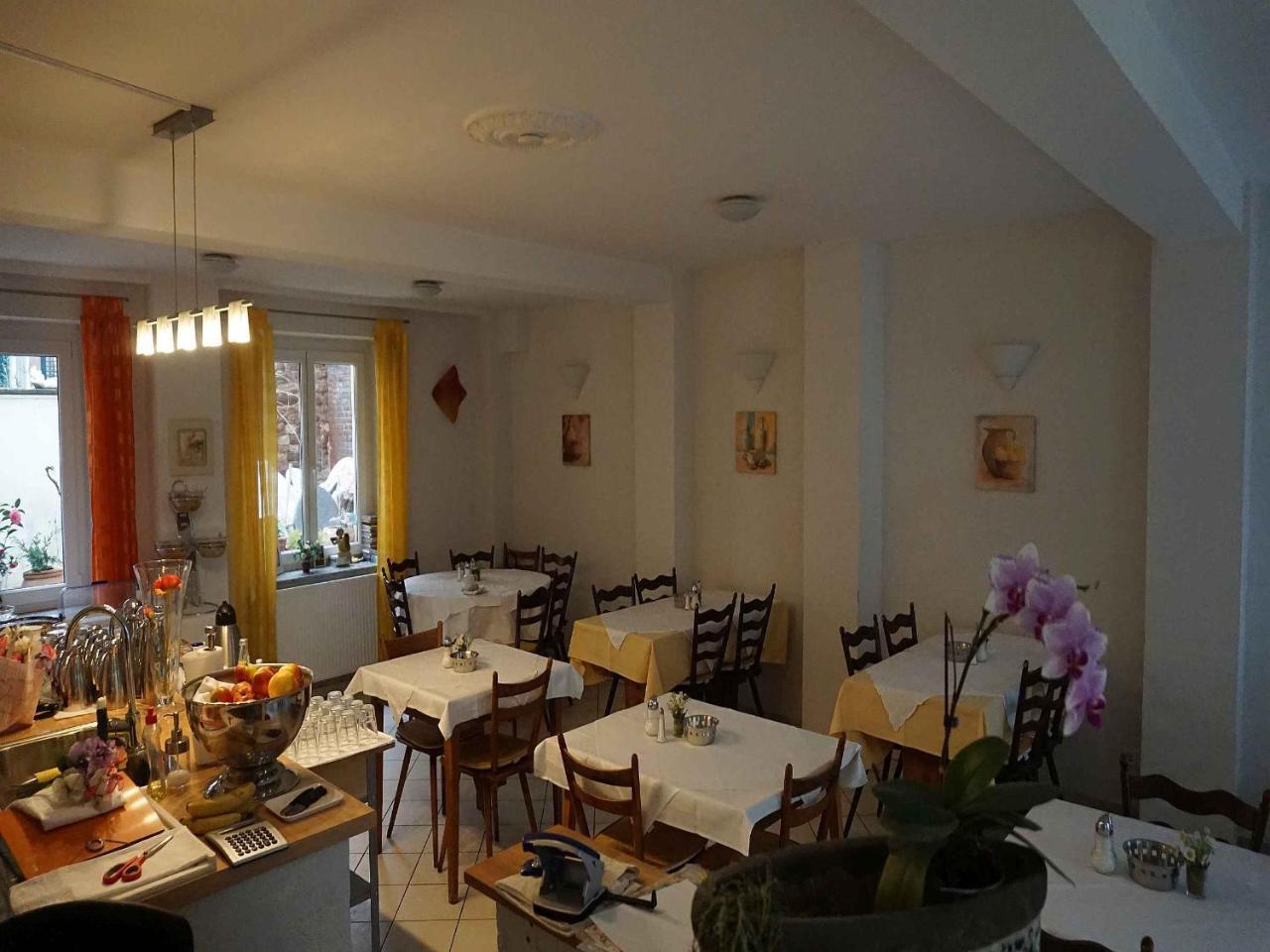 Hotel-Pension Goldene Krone Fribourg im Breisgau Extérieur photo